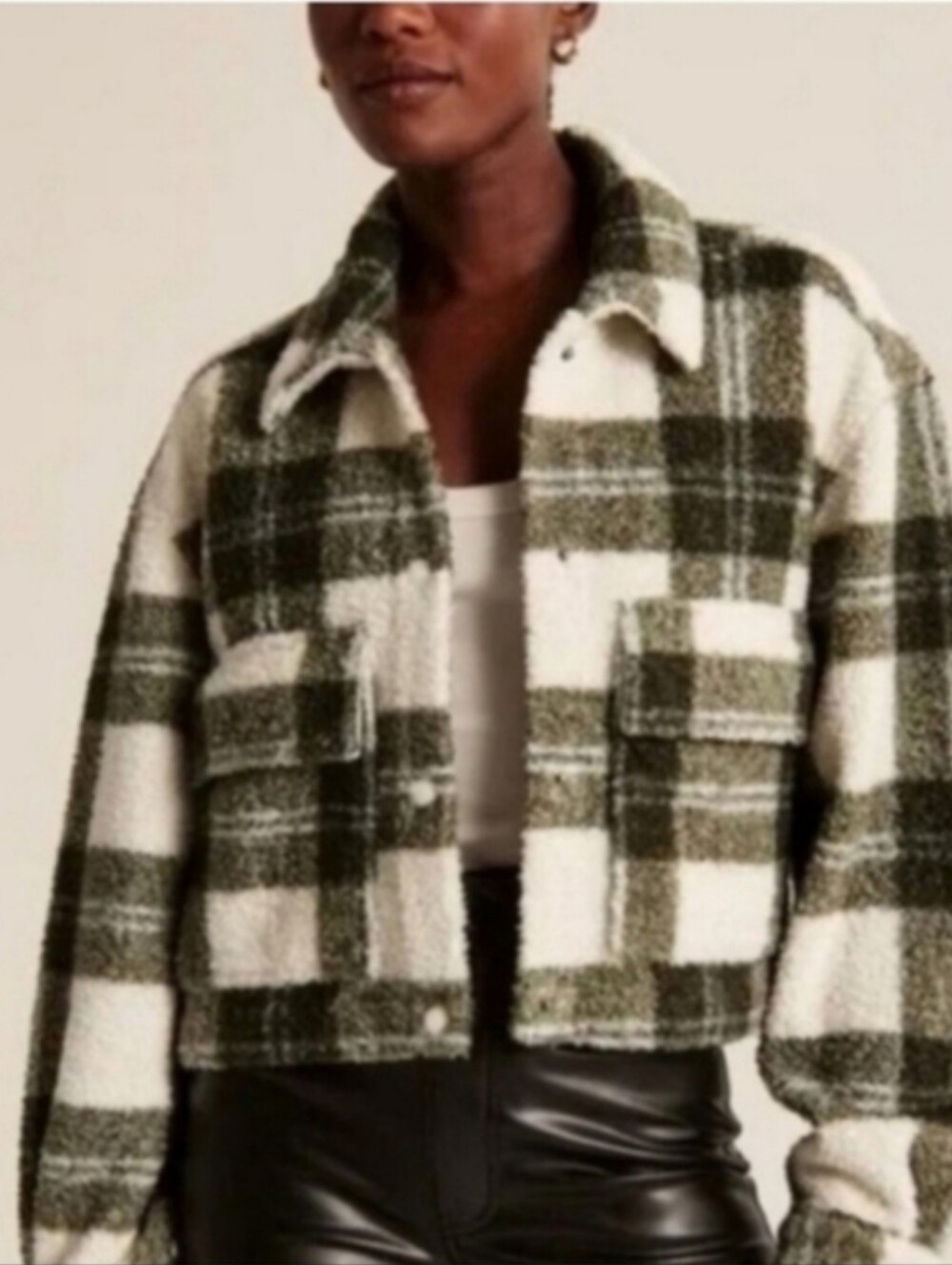 Abercrombie & Fitch Sherpa Plaid Teddy Shacket Cropped XS - Picture 5 of 17